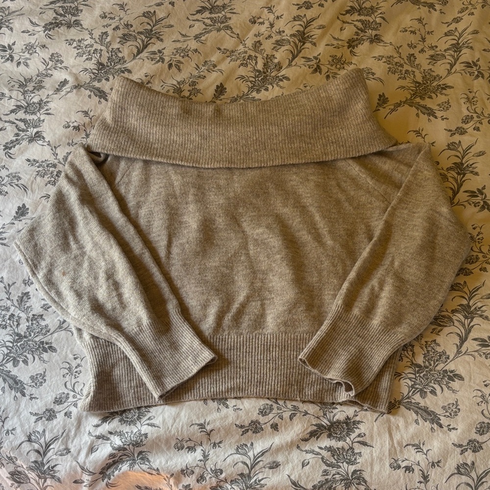 H&M Off the Shoulder Tricot